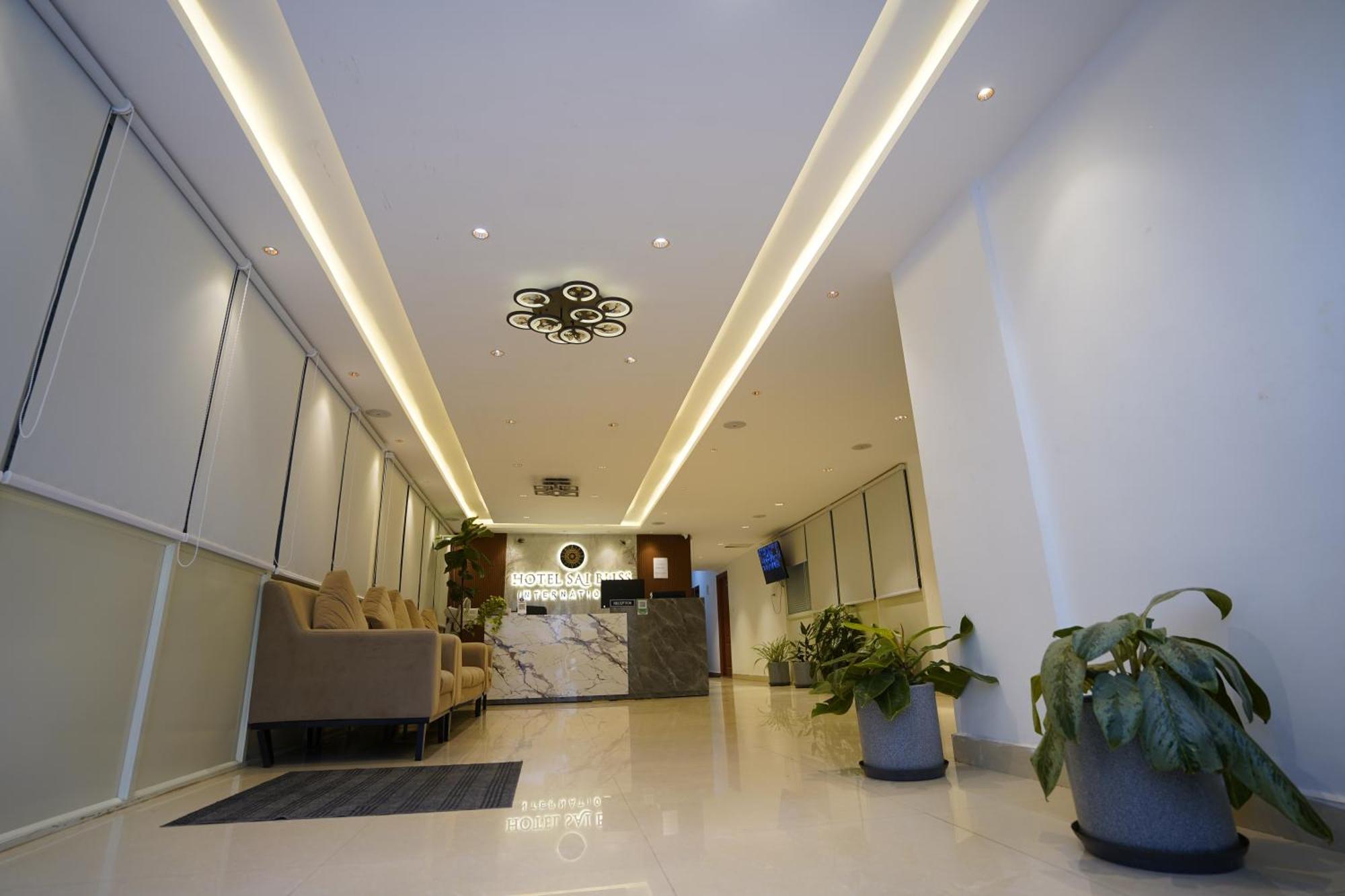 Sai Bliss Residency, Manyata Tech Park Hotel Bangalore Exterior photo