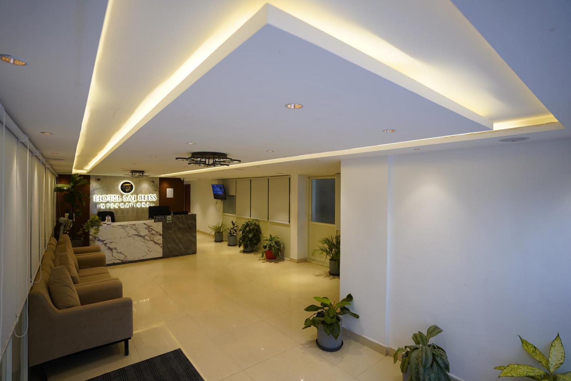Sai Bliss Residency, Manyata Tech Park Hotel Bangalore Exterior photo