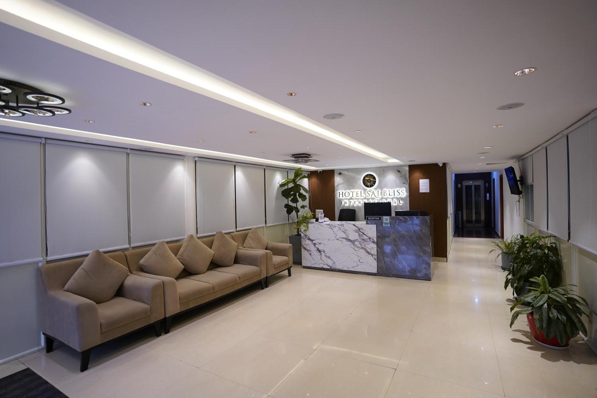 Sai Bliss Residency, Manyata Tech Park Hotel Bangalore Exterior photo